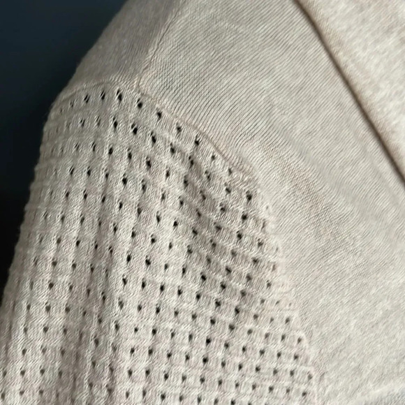 Joan Vass camel wool blend narrow shawl collar punched waffle sleeve cardigan. M - Picture 4 of 7